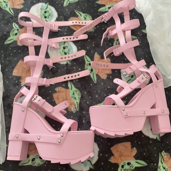 YRU Shoes - YRU Nightcall Platforms (knee high)